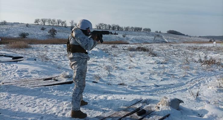Боевики обстреляли из гранатометов район Песков