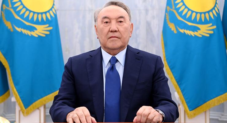 Назарбаев сделал первое заявление после протестов