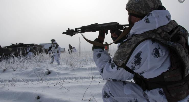 На Донбассе боевики шесть раз обстреляли позиции ВСУ