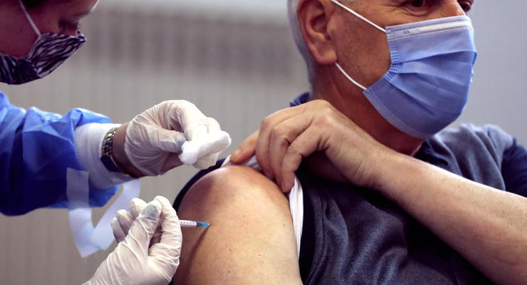 В Украине упали темы COVID-вакцинации