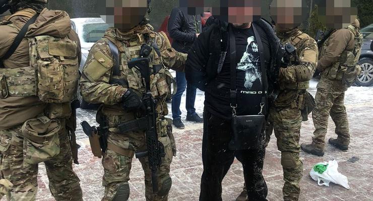 Вымогал 1 млн долларов: в Киеве задержали участника банды