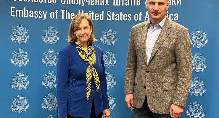 Посольство США провело переговоры с Кличко по вопросам обороны