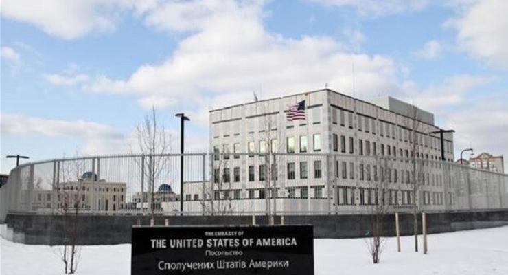 Посольство США советует своим гражданам уезжать из Украины