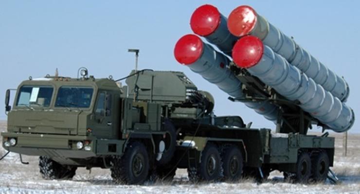 Россия перебросила в Беларусь ракетный комплекс С-400