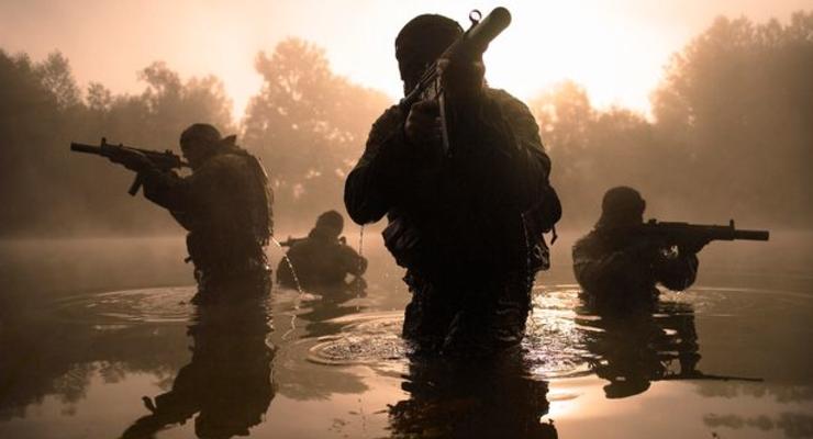 Великобритания направила в Украину 100 спецназовцев