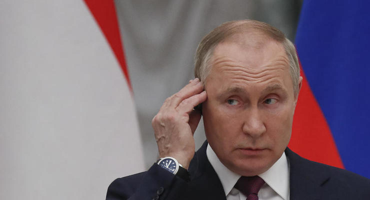 Из-за угрозы войны с Украиной: В РФ генерал требует отставки Путина