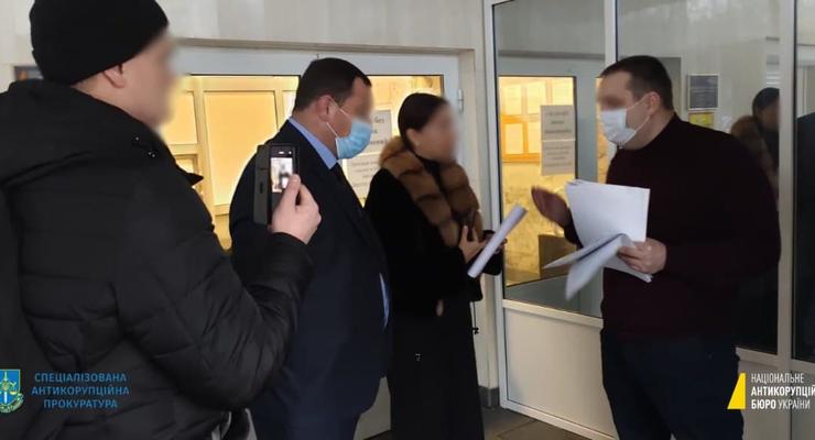Следователи НАБУ задержали нардепа Кузьминых по делу о взятке