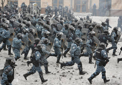 Российские гранаты на Евромайдане: ГБР закончило следствие