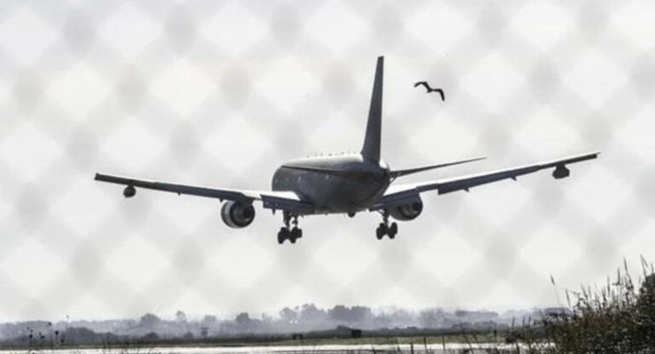 Самолет SkyUp вынужденно сел в Кишиневе из-за запрета полета над Украиной