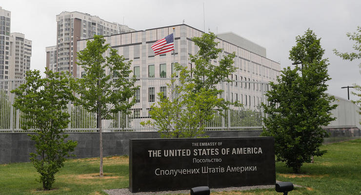 Основной штат сотрудников посольства США переехал во Львов, - СМИ