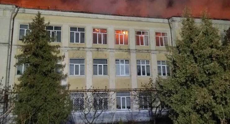 Ночью произошел пожар в Киевской гимназии восточных языков