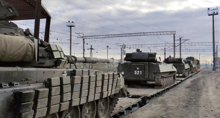 РФ продолжает отводить войска: На этот раз из оккупированного Крыма