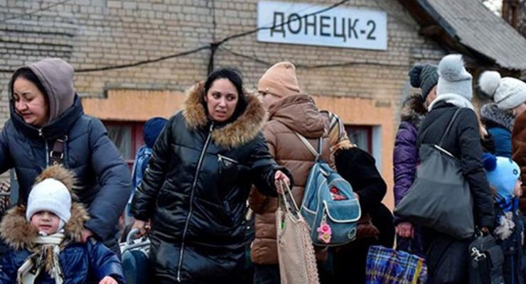 Эвакуированные из ОРДЛО возвращаются домой из РФ