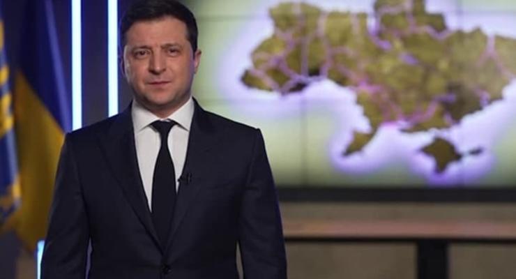 Зеленский объявил налоговые каникулы в Украине