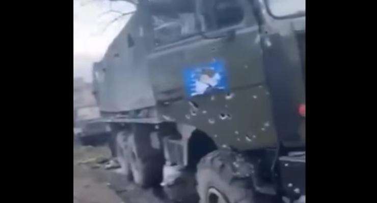 Появилось видео уничтоженной колонны РФ под Киевом