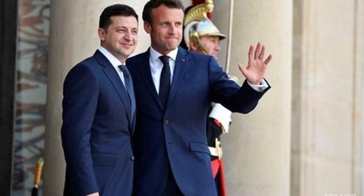 Франция поставит Украине вооружение - Зеленский