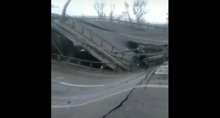 Под Киевом взорвали мост - соцсети