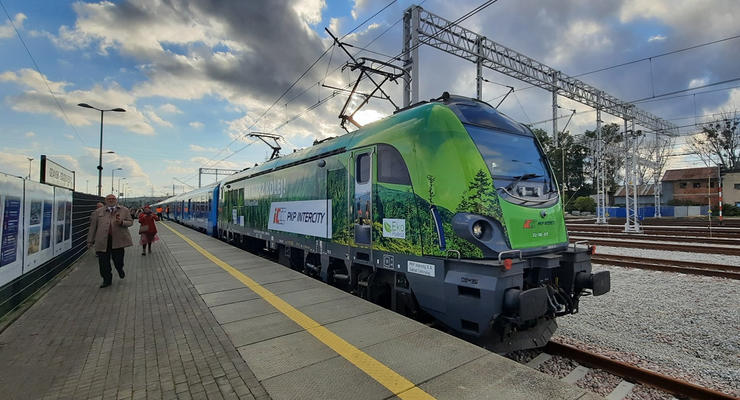 Польша разрешила украинцам бесплатно ездить в своих поездах