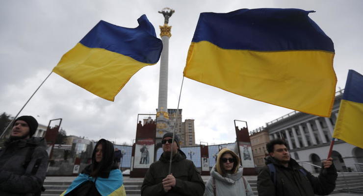 Украинцы против выполнения требований РФ, - опрос