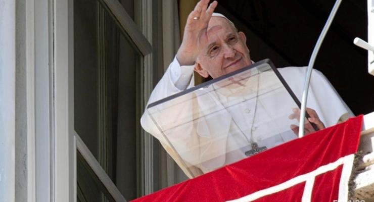 Папа Римский призвал РФ "прекратить резню" в Мариуполе
