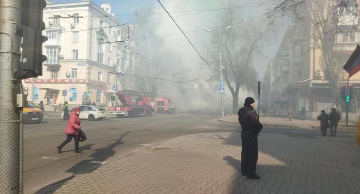 В центре Донецка упали осколки огромного снаряда