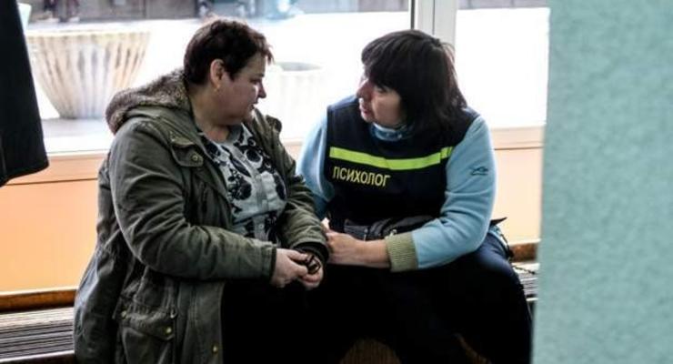 Гумкомвой с едой и медикаментами до сих пор не может доехать до Мариуполя из Бердянска