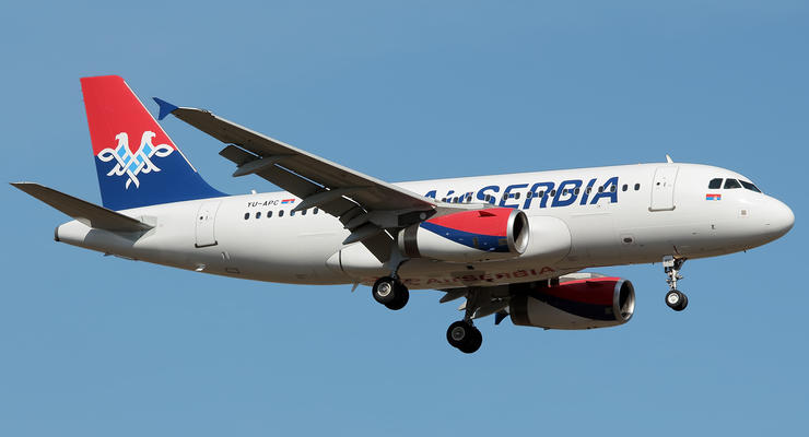 Сербия отменила рейсы в Россию и поддержала санкции