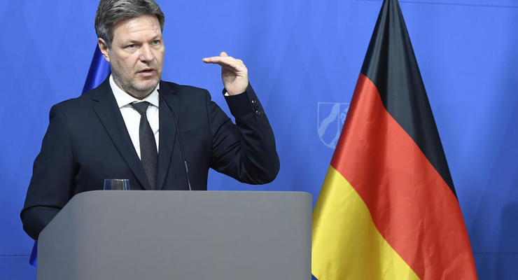 Германия была "глупа", став зависимой от газа из РФ – немецкий министр
