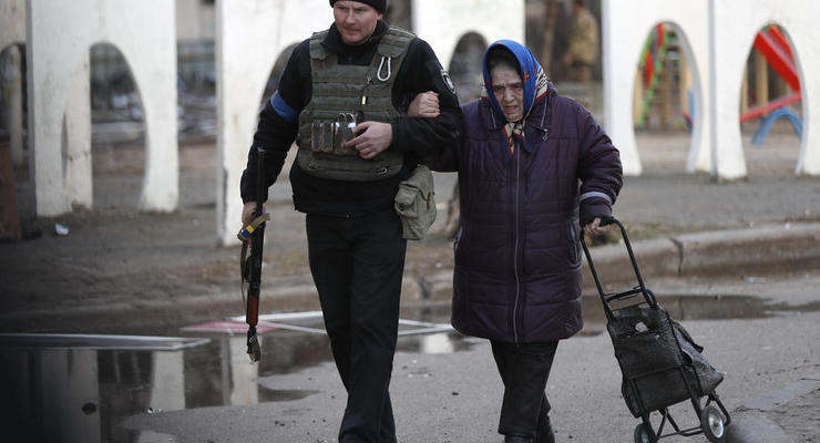 У Зеленского назвали количество украинцев-беженцев и переселенцев