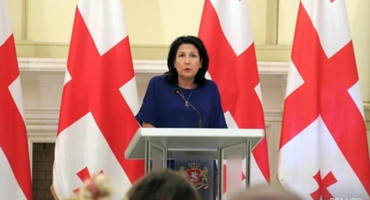 Грузия присоединяется к санкциям против РФ - Зурабишвили