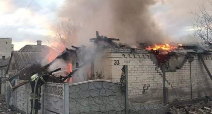 Войска РФ обстреляли Рубежное: горят жилые дома