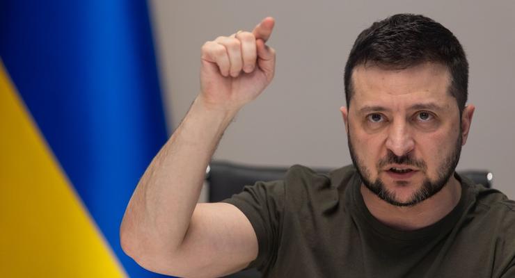 Зеленский заявил, что Украина не отдаст РФ свои территории