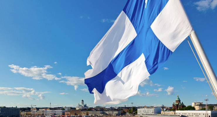 РФ стягивает войска к границе с Финляндией после заявлений о вступлении в НАТО