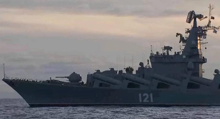 В России заявили, что крейсер Москва получил серьезные повреждения