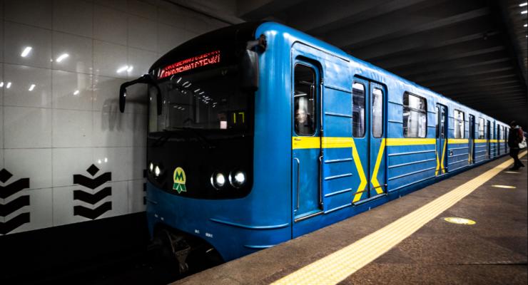 В Киеве продлено время работы общественного транспорта