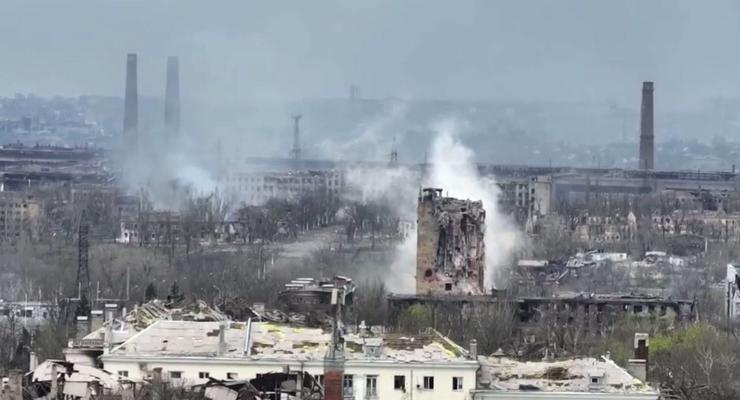Боевики хотят уничтожить "Азовсталь": готовят трехтонные "сюрпризы" с неба