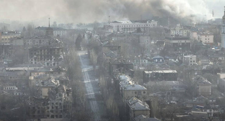 РФ продолжает бомбардировку и обстрел "Азовстали"