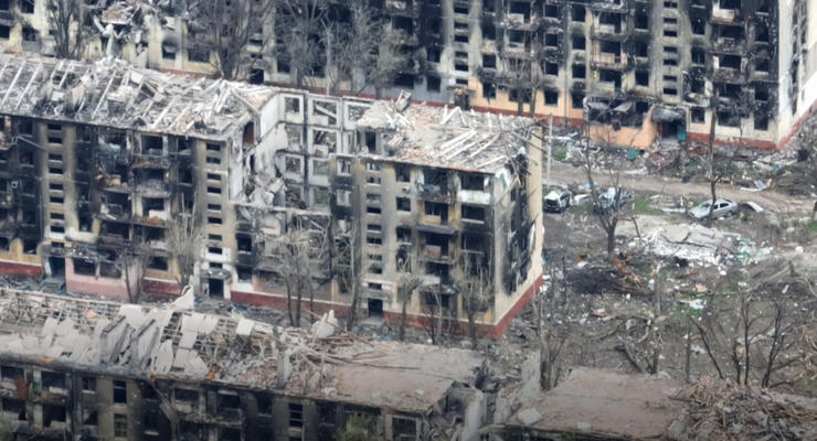 "Азов" показал разрушенный Мариуполь: Бог смотрит на город Марии сверху
