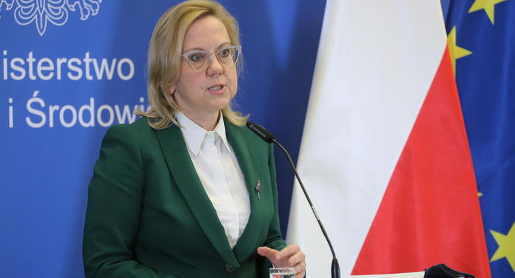 В Польше придумали новые санкции в отношении российской нефти и газа