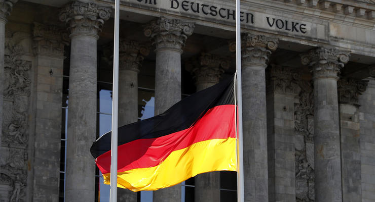 Германия выступает за эмбарго на нефть из России - СМИ