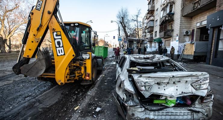 Обстрел Киева: под завалами нашли погибшего