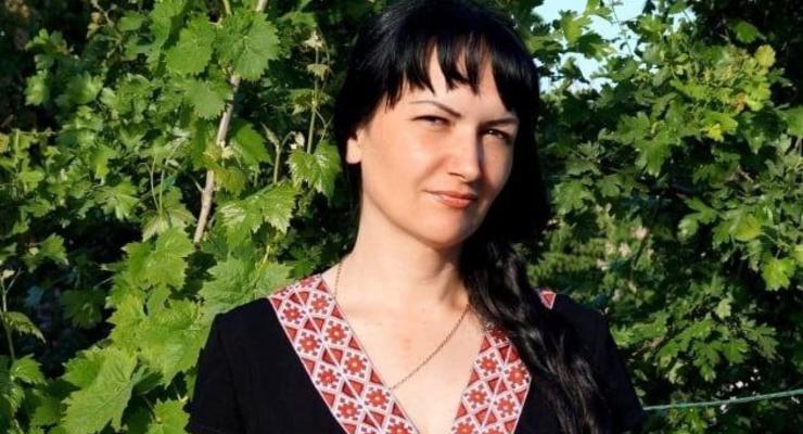 В Крыму незаконно задержали журналистку и активистку