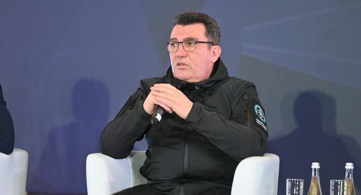 Данилов оценил возможность деблокации защитников Мариуполя