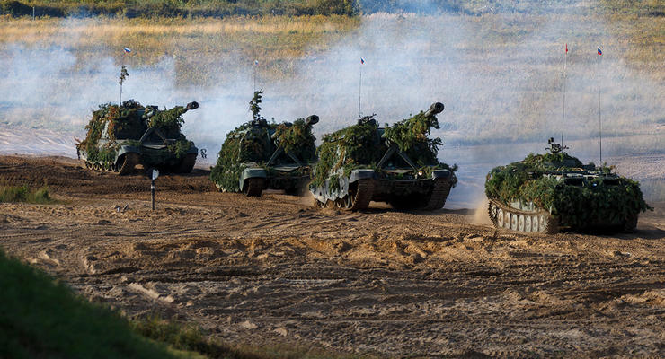 В Беларуси засняли движение военной техники к границам Украины и Литвы