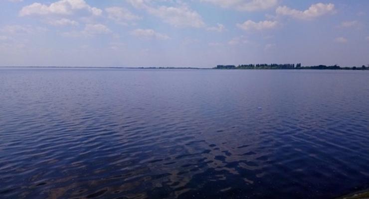 В Днепропетровской области кассетные снаряды упали в водохранилище