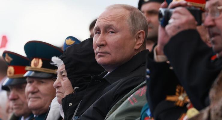 Россияне прозвали Путина "старым маразматиком" из-за речи на 9 мая – аудио