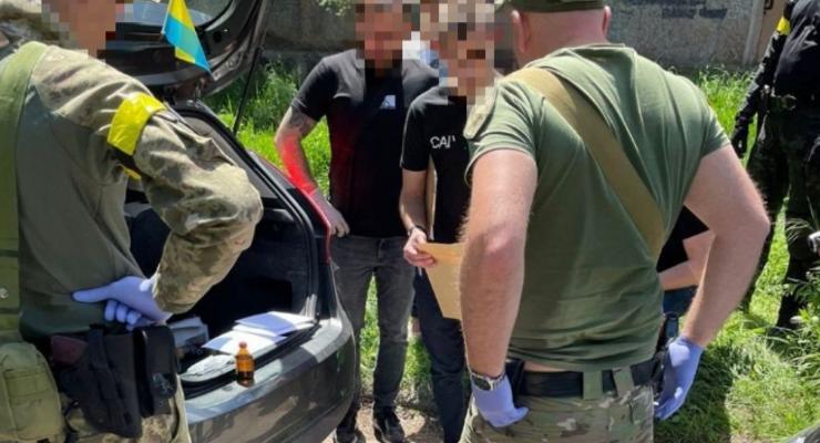 В Запорожье задержали сотрудника ГСЧС за торговлю оружием