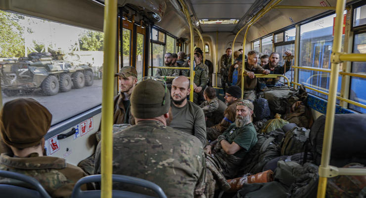 Из "Азовстали" вышло около тысячи раненых защитников Украины - россСМИ