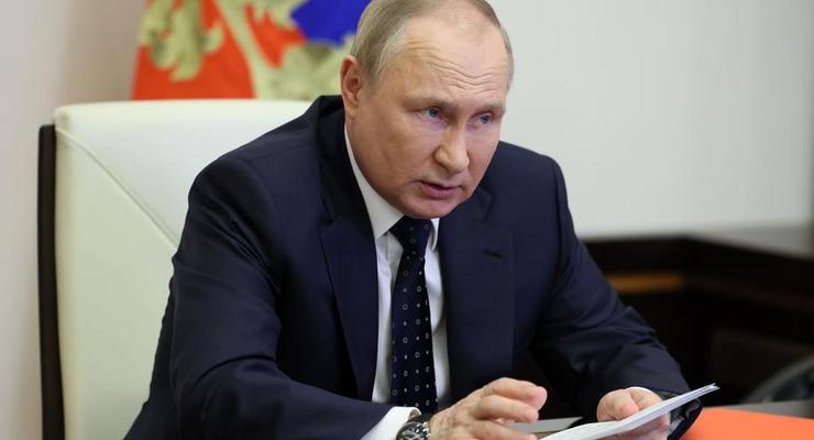 Путин заявил о мощных кибер-атаках против РФ
