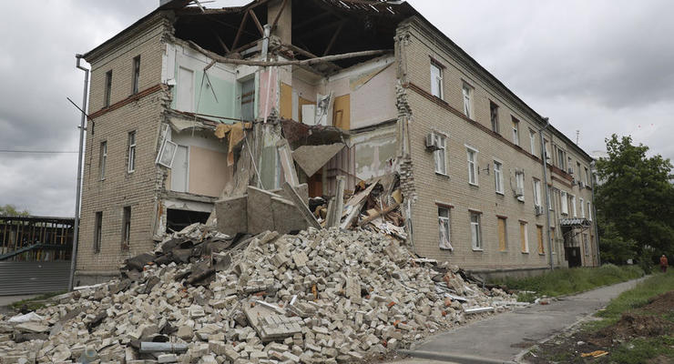 Харьков: с начала войны из-под завалов спасатели достали более 150 тел погибших